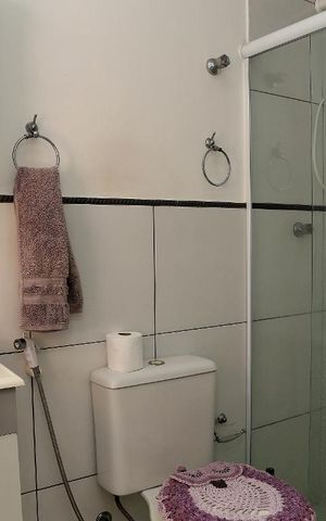 Casa à venda com 120m², 2 quartos e 2 vagasBanheiro 1
