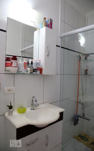 Casa à venda com 120m², 2 quartos e 2 vagasBanheiro 2
