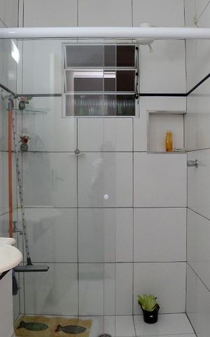 Casa à venda com 120m², 2 quartos e 2 vagasBanheiro 2