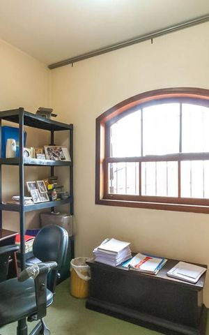 Casa à venda com 570m², 4 quartos e 4 vagas Casa à venda com 570m², 4 quartos e 4 vagasSuíte 4