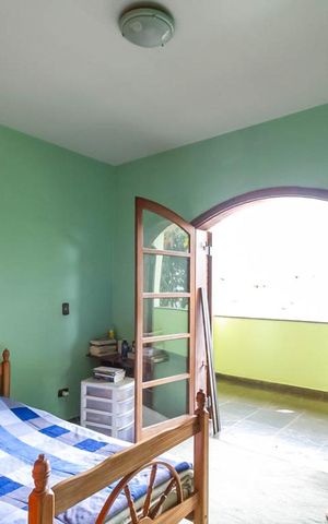 Casa à venda com 570m², 4 quartos e 4 vagas Casa à venda com 570m², 4 quartos e 4 vagasSuíte 3