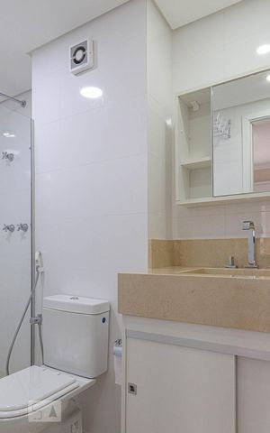 Apartamento à venda com 32m², 1 quarto e 1 vaga Apartamento à venda com 32m², 1 quarto e 1 vagaBanheiro da Suíte