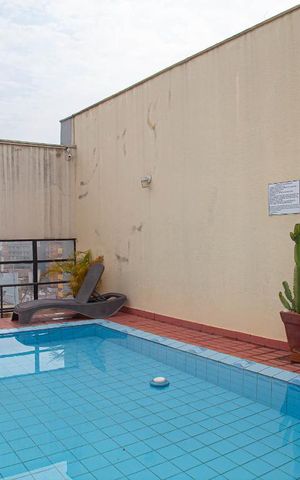 Apartamento à venda com 32m², 1 quarto e 1 vaga Apartamento à venda com 32m², 1 quarto e 1 vagaÁrea comum - Piscina