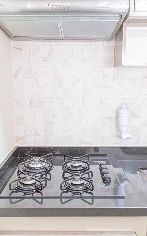 Apartamento à venda com 32m², 1 quarto e 1 vaga Apartamento à venda com 32m², 1 quarto e 1 vagaCozinha