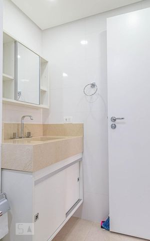 Apartamento à venda com 32m², 1 quarto e 1 vaga Apartamento à venda com 32m², 1 quarto e 1 vagaBanheiro da Suíte
