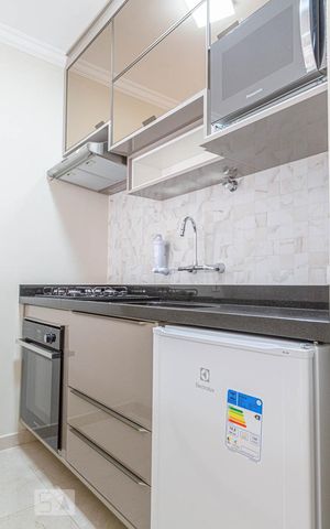 Apartamento à venda com 32m², 1 quarto e 1 vaga Apartamento à venda com 32m², 1 quarto e 1 vagaCozinha