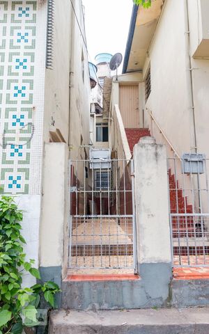 Casa para alugar com 60m², 2 quartos e sem vaga Casa para alugar com 60m², 2 quartos e sem vagaFachada