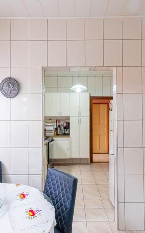 Casa à venda com 166m², 3 quartos e 2 vagasCopa