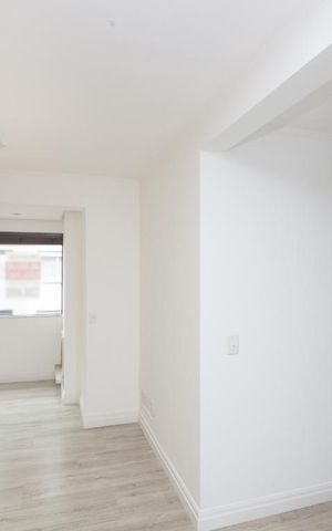 Apartamento para alugar com 62m², 2 quartos e 1 vaga Apartamento para alugar com 62m², 2 quartos e 1 vagaSala - Detalhe acesso dormitórios