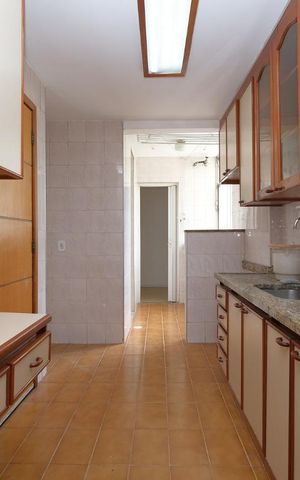 Apartamento à venda com 106m², 2 quartos e 1 vagaCozinha