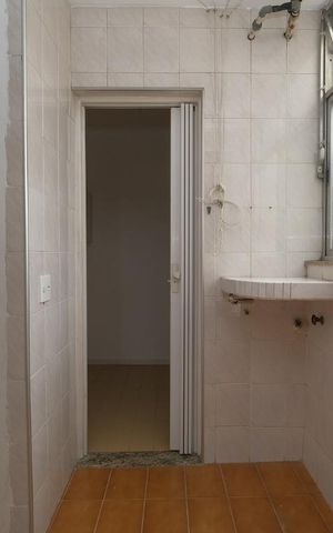 Apartamento à venda com 106m², 2 quartos e 1 vagaÁrea de Serviço