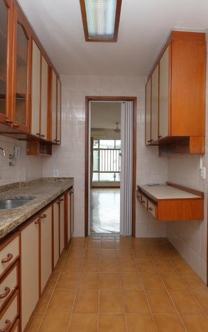 Apartamento à venda com 106m², 2 quartos e 1 vagaCozinha