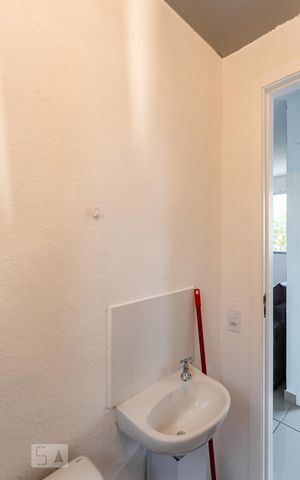 Apartamento para alugar com 42m², 2 quartos e sem vaga Apartamento para alugar com 42m², 2 quartos e sem vagaBanheiro