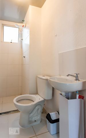 Apartamento para alugar com 42m², 2 quartos e sem vaga Apartamento para alugar com 42m², 2 quartos e sem vagaBanheiro