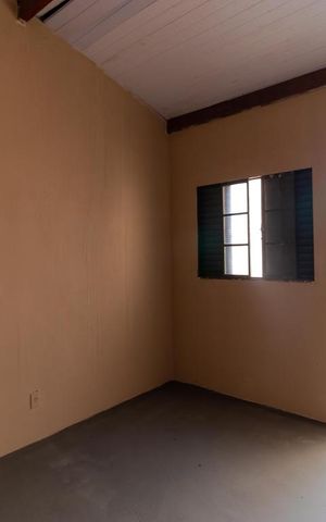 Casa à venda com 980m², 6 quartos e 8 vagas Casa à venda com 980m², 6 quartos e 8 vagasQuarto 04