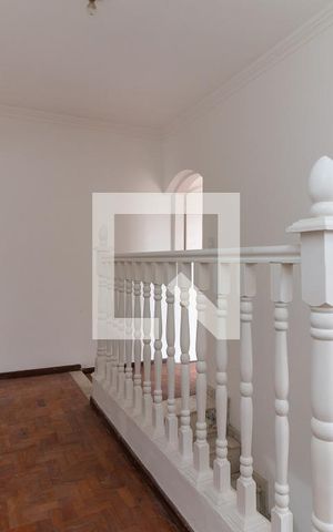 Casa à venda com 220m², 3 quartos e 2 vagas Casa à venda com 220m², 3 quartos e 2 vagasHall dos Quartos