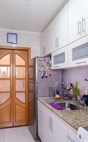Apartamento para alugar com 55m², 2 quartos e 1 vaga Apartamento para alugar com 55m², 2 quartos e 1 vagaCozinha e Área de Serviço