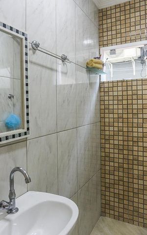 Casa à venda com 150m², 5 quartos e 3 vagas Casa à venda com 150m², 5 quartos e 3 vagasBanheiro 2 Edicula