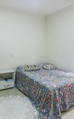 Casa à venda com 150m², 5 quartos e 3 vagas Casa à venda com 150m², 5 quartos e 3 vagasQuarto 1