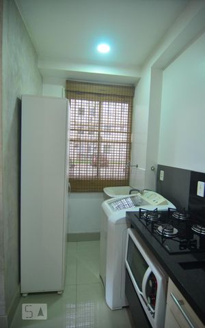 Apartamento à venda com 76m², 2 quartos e 1 vagaCozinha