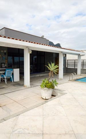 Apartamento à venda com 1080m², 6 quartos e 6 vagas Apartamento à venda com 1080m², 6 quartos e 6 vagasTerraço