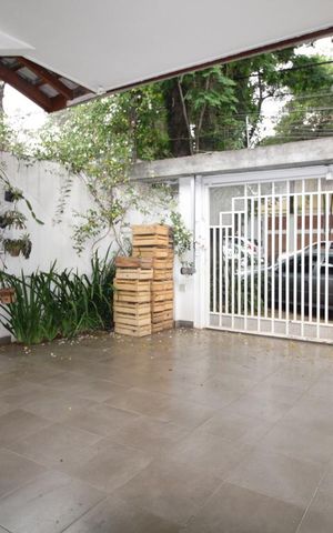 Casa para alugar com 321m², 5 quartos e 3 vagasGaragem