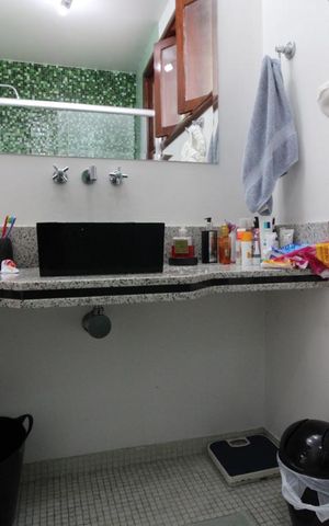Casa para alugar com 321m², 5 quartos e 3 vagasBanheiro da Suíte 1