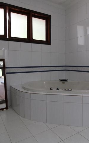 Casa para alugar com 321m², 5 quartos e 3 vagasBanheiro da Suíte 2