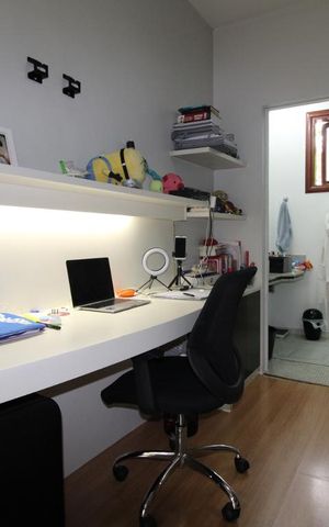 Casa para alugar com 321m², 5 quartos e 3 vagasSuíte 1