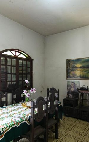 Casa para alugar com 5000000m², 3 quartos e 4 vagas Casa para alugar com 5000000m², 3 quartos e 4 vagasSala de Jantar