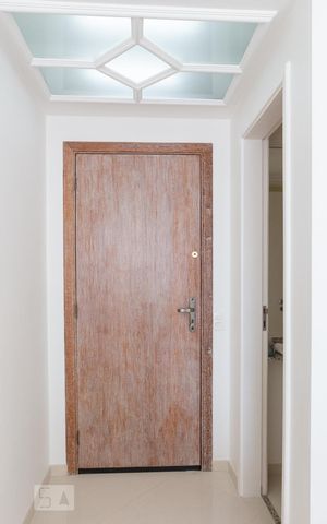 Apartamento para alugar com 94m², 3 quartos e 2 vagas Apartamento para alugar com 94m², 3 quartos e 2 vagasEntrada