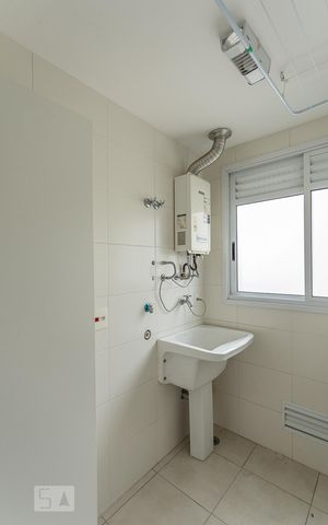 Apartamento para alugar com 58m², 2 quartos e 1 vagaÁrea de Serviço