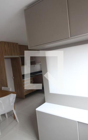 Apartamento à venda com 42m², 2 quartos e 1 vagaSala