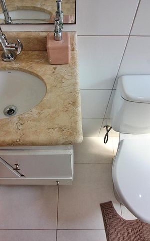 Apartamento para alugar com 63m², 2 quartos e 1 vagaDetalhes do Banheiro 
