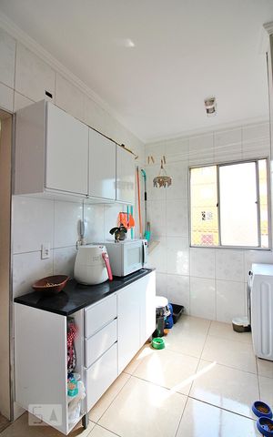 Apartamento para alugar com 63m², 2 quartos e 1 vagaCozinha 