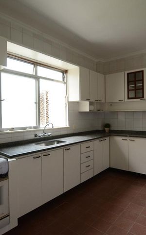 Apartamento à venda com 105m², 2 quartos e 1 vagaCozinha
