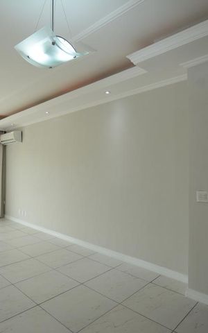 Apartamento à venda com 105m², 2 quartos e 1 vagaSala