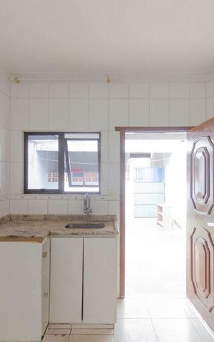 Casa para alugar com 70m², 2 quartos e sem vaga Casa para alugar com 70m², 2 quartos e sem vagaCozinha