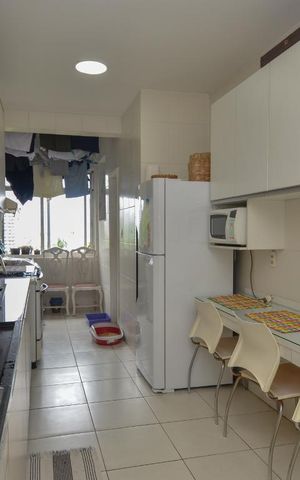 Apartamento à venda com 94m², 3 quartos e 1 vaga Apartamento à venda com 94m², 3 quartos e 1 vagaCozinha