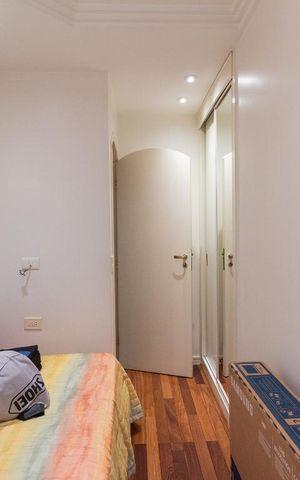 Casa à venda com 400m², 5 quartos e 2 vagasQuarto 1