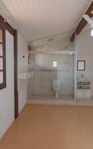 Casa à venda com 215m², 3 quartos e 3 vagas Casa à venda com 215m², 3 quartos e 3 vagas Suíte 2