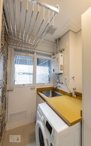 Studio para alugar com 55m², 1 quarto e 2 vagas Studio para alugar com 55m², 1 quarto e 2 vagasÁrea de Serviço