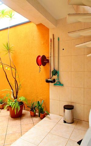 Casa à venda com 193m², 2 quartos e 2 vagasÁrea de Serviço