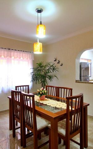 Casa à venda com 193m², 2 quartos e 2 vagasCopa