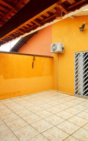 Casa à venda com 193m², 2 quartos e 2 vagasÁrea Externa
