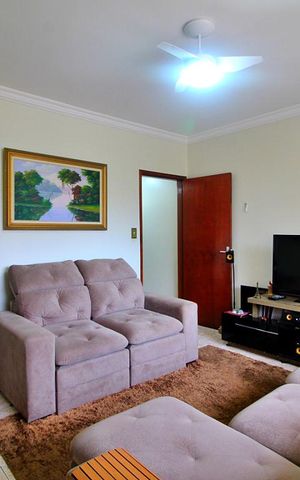 Casa à venda com 193m², 2 quartos e 2 vagasSala