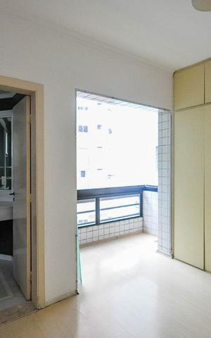 Apartamento à venda com 136m², 2 quartos e 2 vagas Apartamento à venda com 136m², 2 quartos e 2 vagasSuíte
