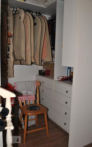 Casa de condomínio para alugar com 60m², 2 quartos e 2 vagasQuarto 1 - closet