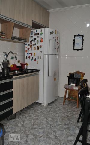 Casa de condomínio para alugar com 60m², 2 quartos e 2 vagasCozinha