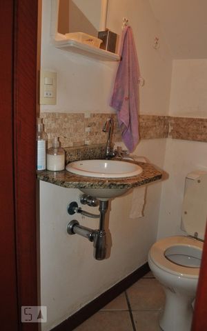 Casa de condomínio para alugar com 60m², 2 quartos e 2 vagasLavabo